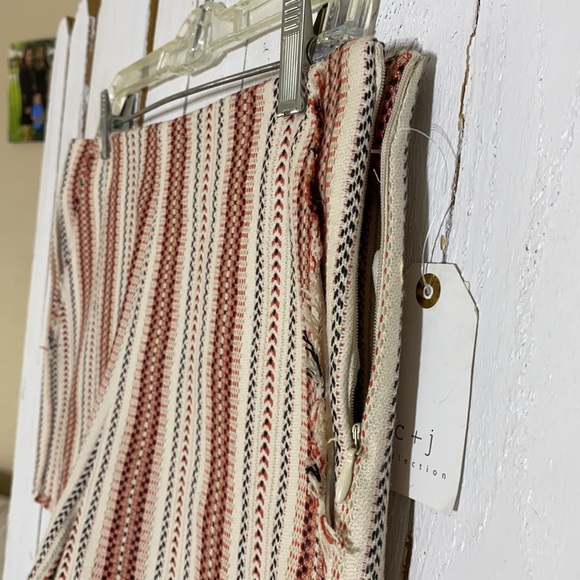 C+J Collection Shorts - Picture 7 of 12